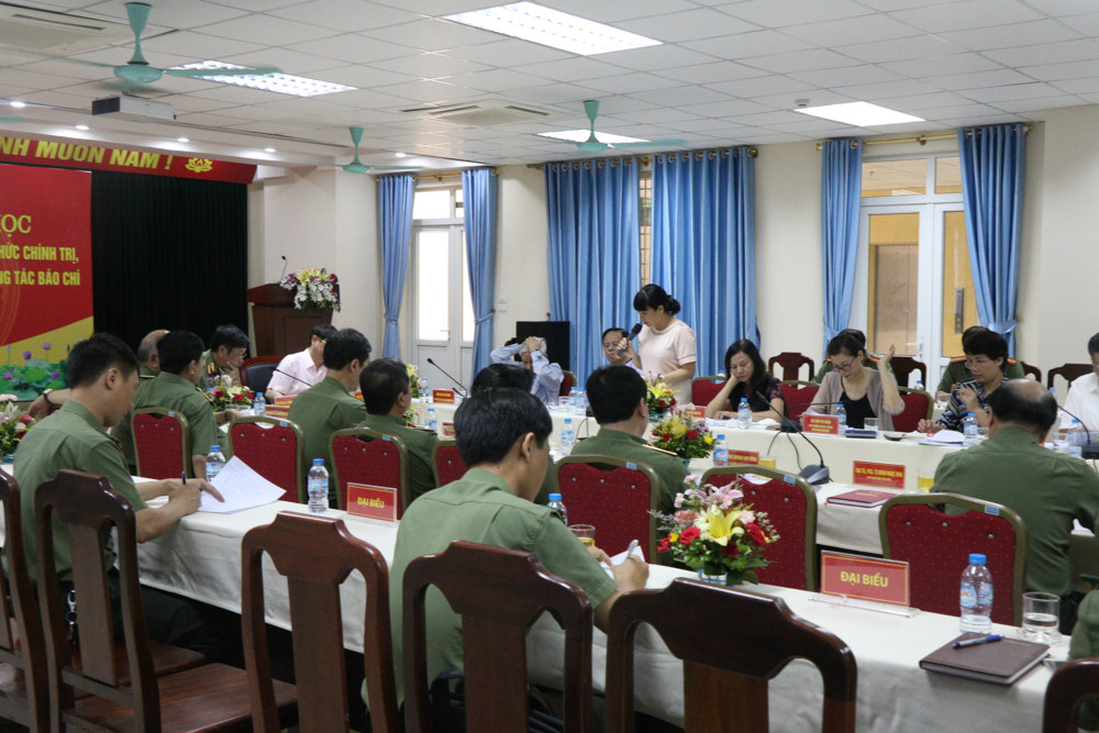 PGS, TS Nguyễn Thị Phương Hoa, Vụ trưởng Vụ Lý luận chính trị, Ban Tuyên giáo Trung ương