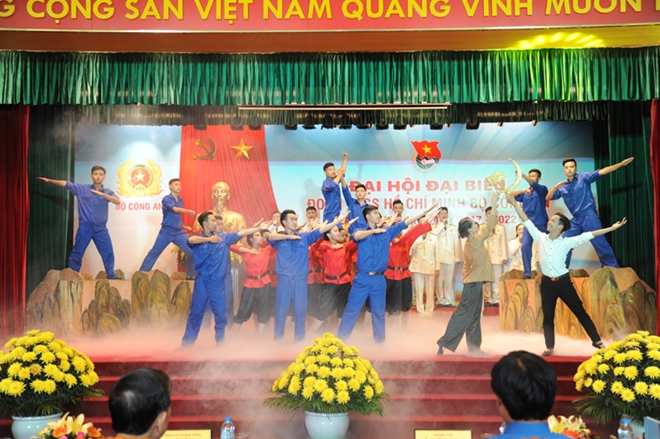 Chương trình nghệ thuật chào mừng Đại hội