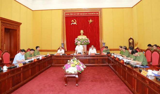 Tổng Bí thư Nguyễn Phú Trọng phát biểu chỉ đạo Hội nghị.