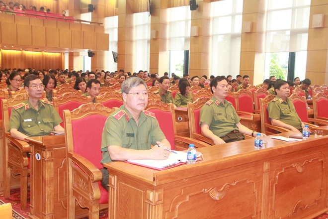 Các đại biểu dự Hội nghị.