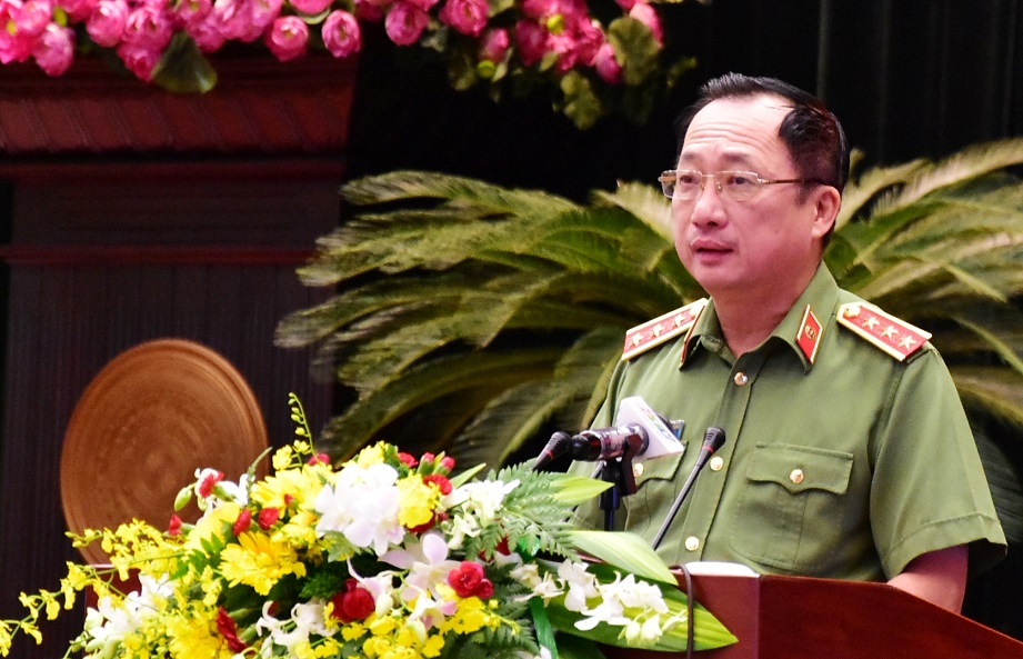 Thứ trưởng Nguyễn Văn Thành phát biểu tại Hội thảo.