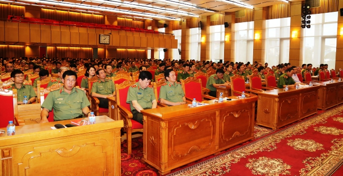 Các đại biểu tham dự Hội nghị.