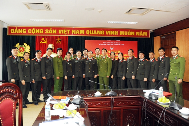 Các đại biểu tham dự Hội nghị.