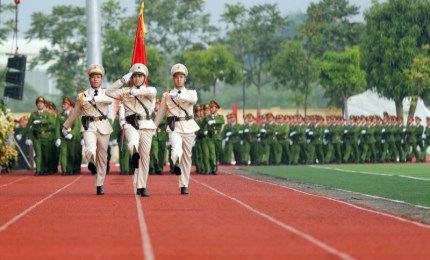 Nhận diện, đấu tranh phản bác các quan điểm sai trái, xuyên tạc về lực lượng CAND trong tình hình mới